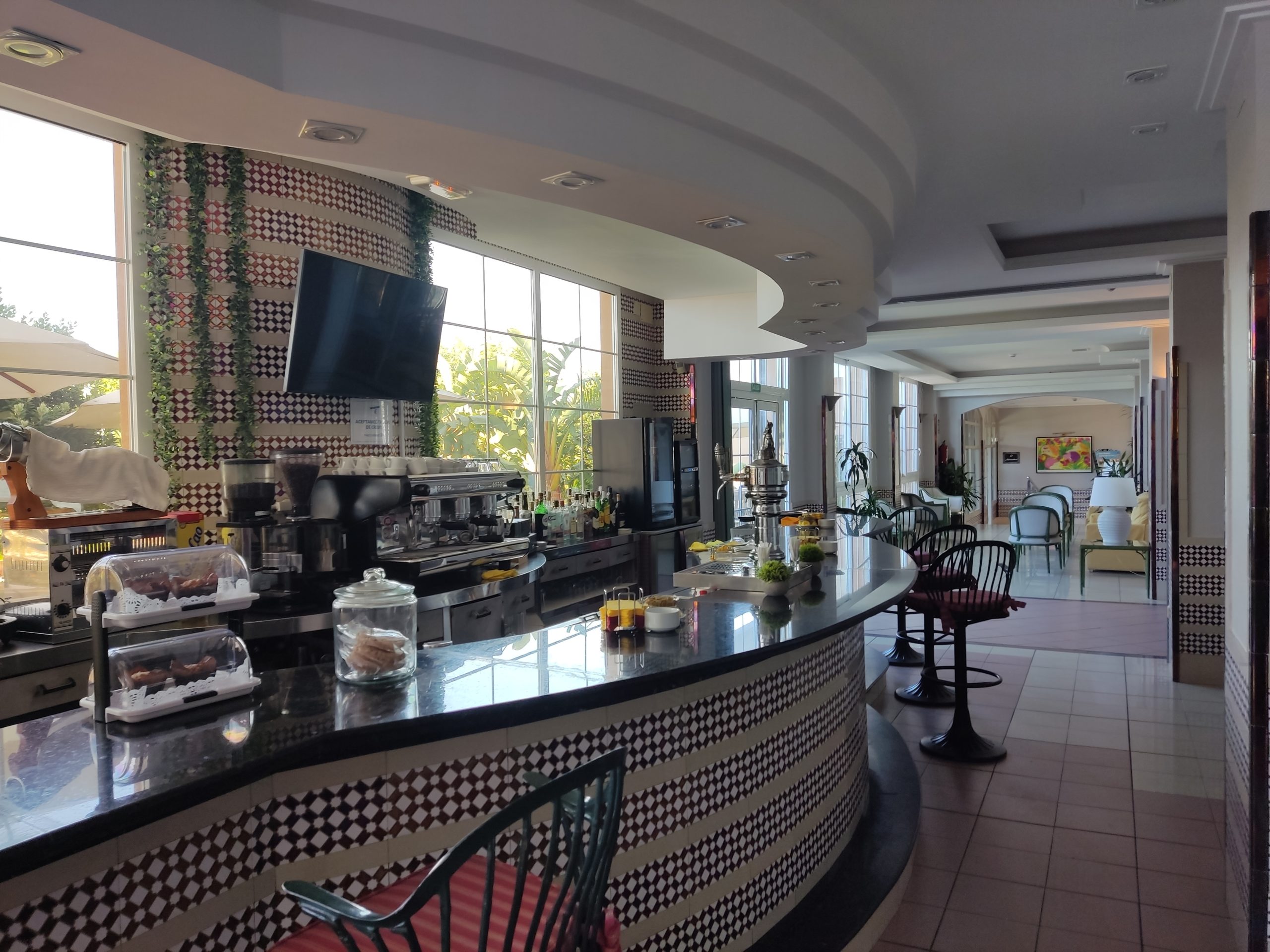 Cafetería Yellow Snack